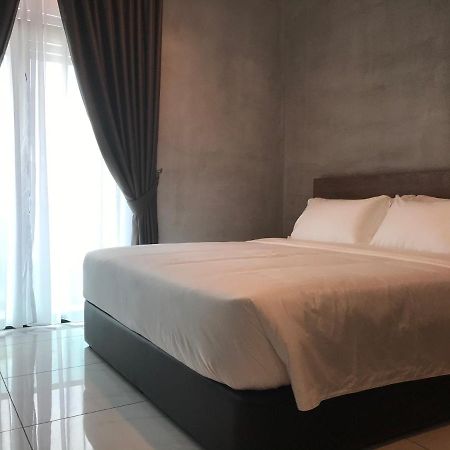 Dandelion Inn Simpang Pulai Esterno foto