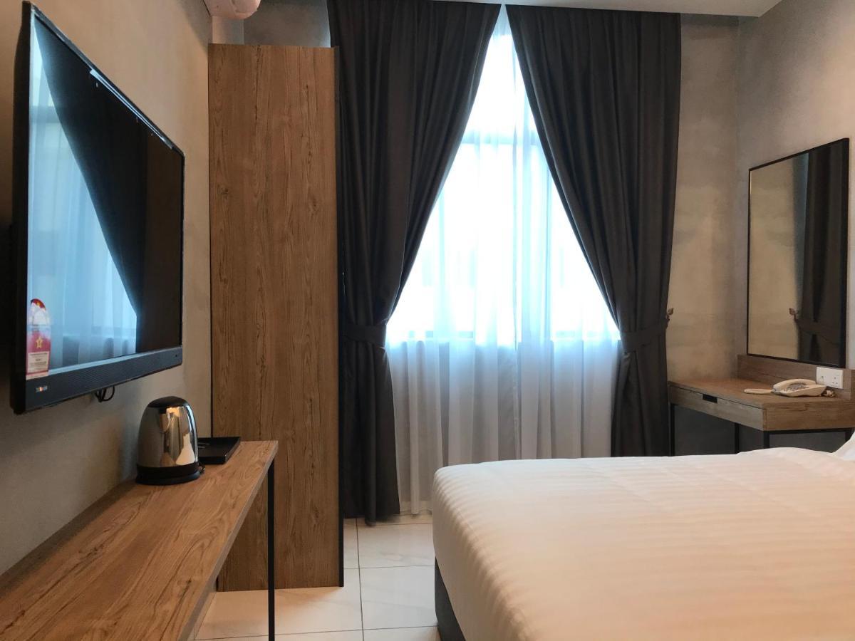 Dandelion Inn Simpang Pulai Esterno foto