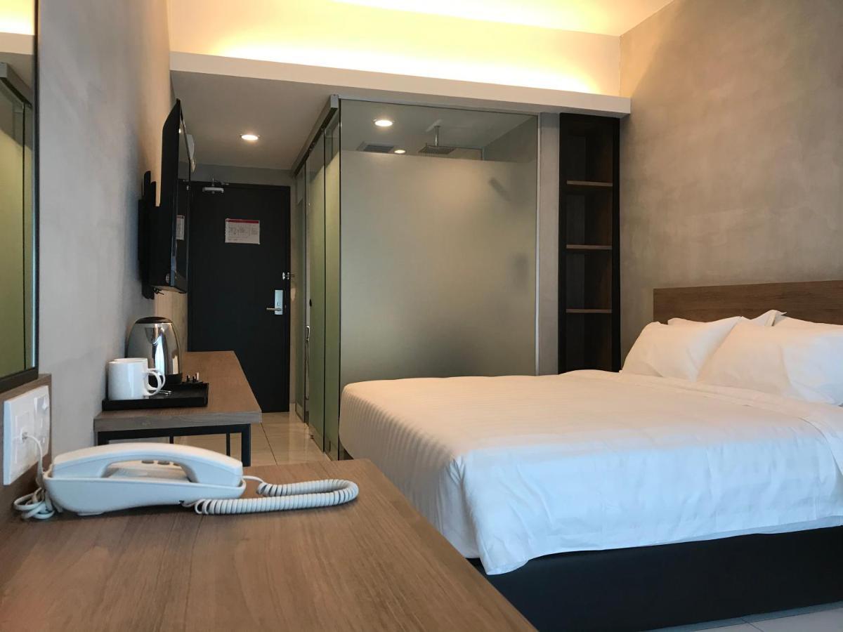 Dandelion Inn Simpang Pulai Esterno foto